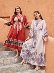 SHEIN فستان مزهر باكمام بيشوب قطعة واحدة مقاس كبير