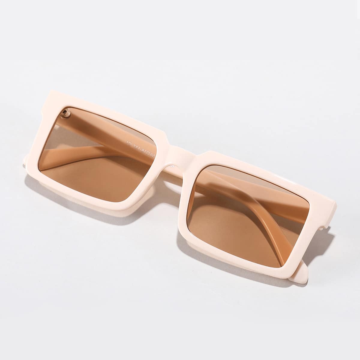 

Acrylic Frame Tinted Lens Sunglasses
