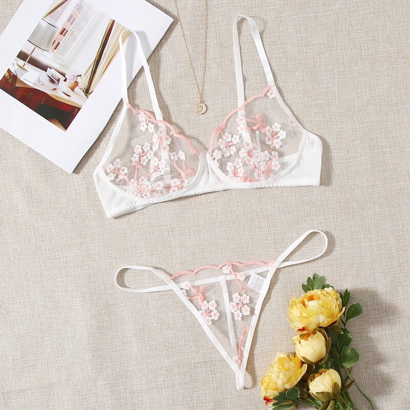 

Floral Embroidered Mesh Lingerie Set, Baby pink