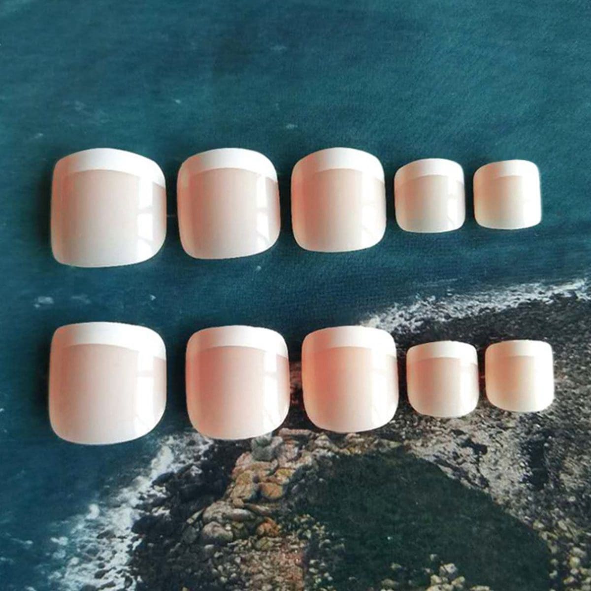 

24pcs Simple Toe Fake Nail, White