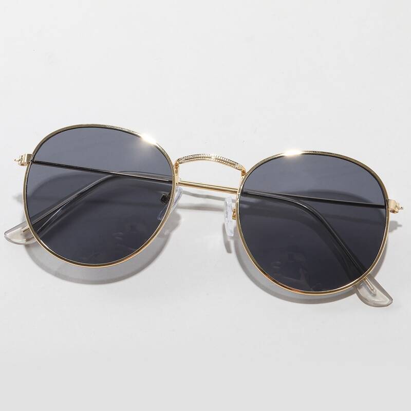 

Metal Frame Sunglasses