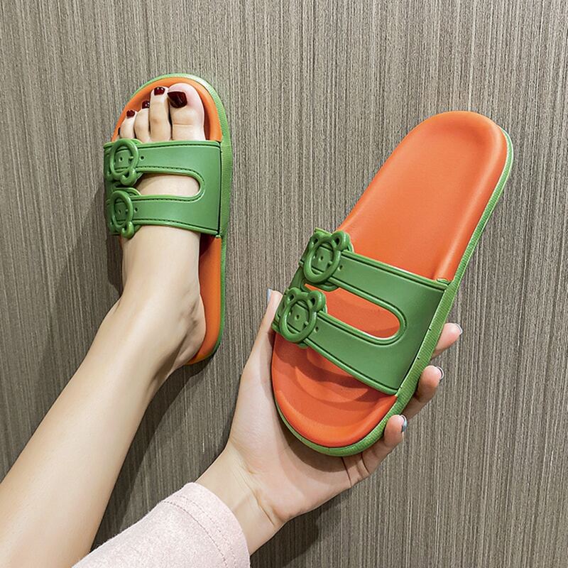 

Colorblock Bear Buckle Slides, Green