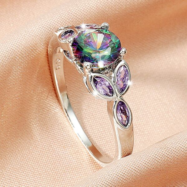 

Zircon Decor Ring, Silver