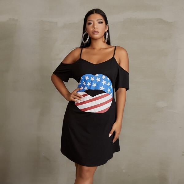 

Plus Star & Striped Cold Shoulder Fitted Dress, Black