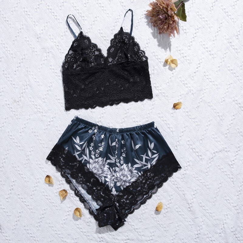 

Lace Cami Top With Satin Floral Shorts Night Set, Multicolor