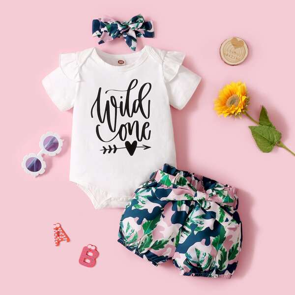 

Baby Girl Letter Graphic Bodysuit & Belted Shorts & Headband, Multicolor