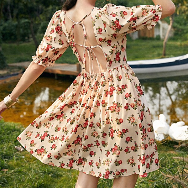

Floral Print Knot Backless Dress, Multicolor