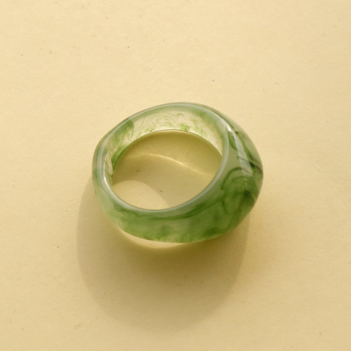 

1pc Resin Ring, Green