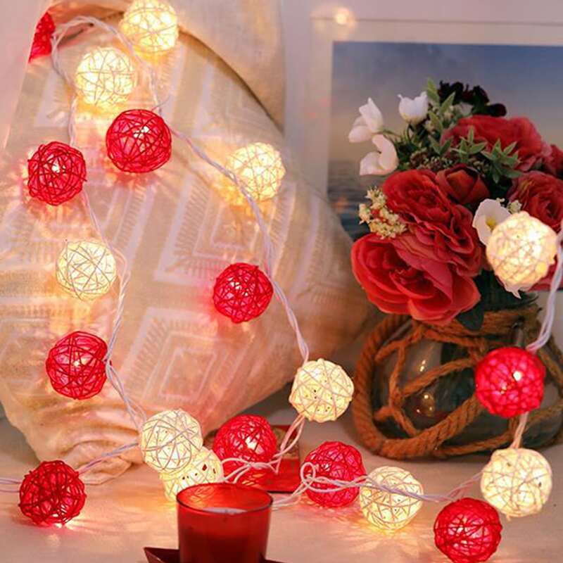 

1pc String Light With 10pcs Rattan Ball Shaped Bulb, Yellow