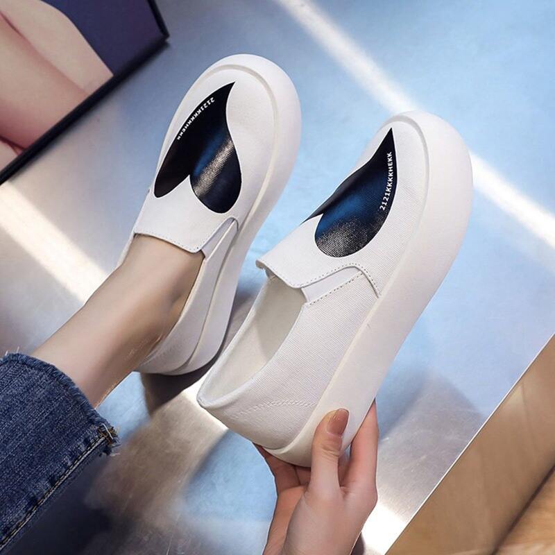

Heart Slip On Sneakers, White