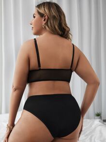 Plus Floral Lace Bralet - Black - View 2