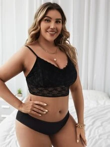 Plus Floral Lace Bralet - Black - View 4