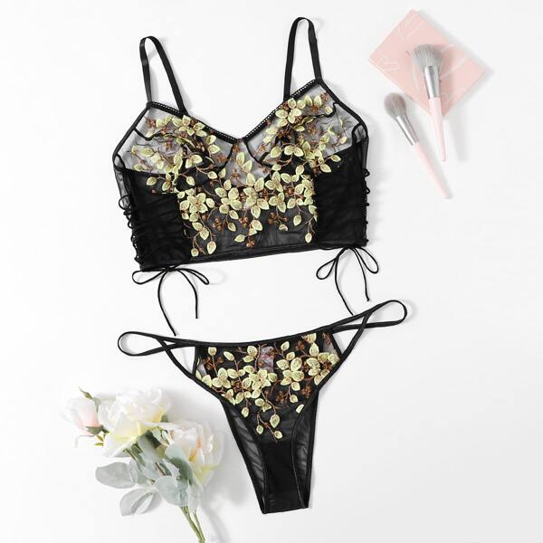 

Plus Embroidered Mesh Lace-up Lingerie Set, Multicolor