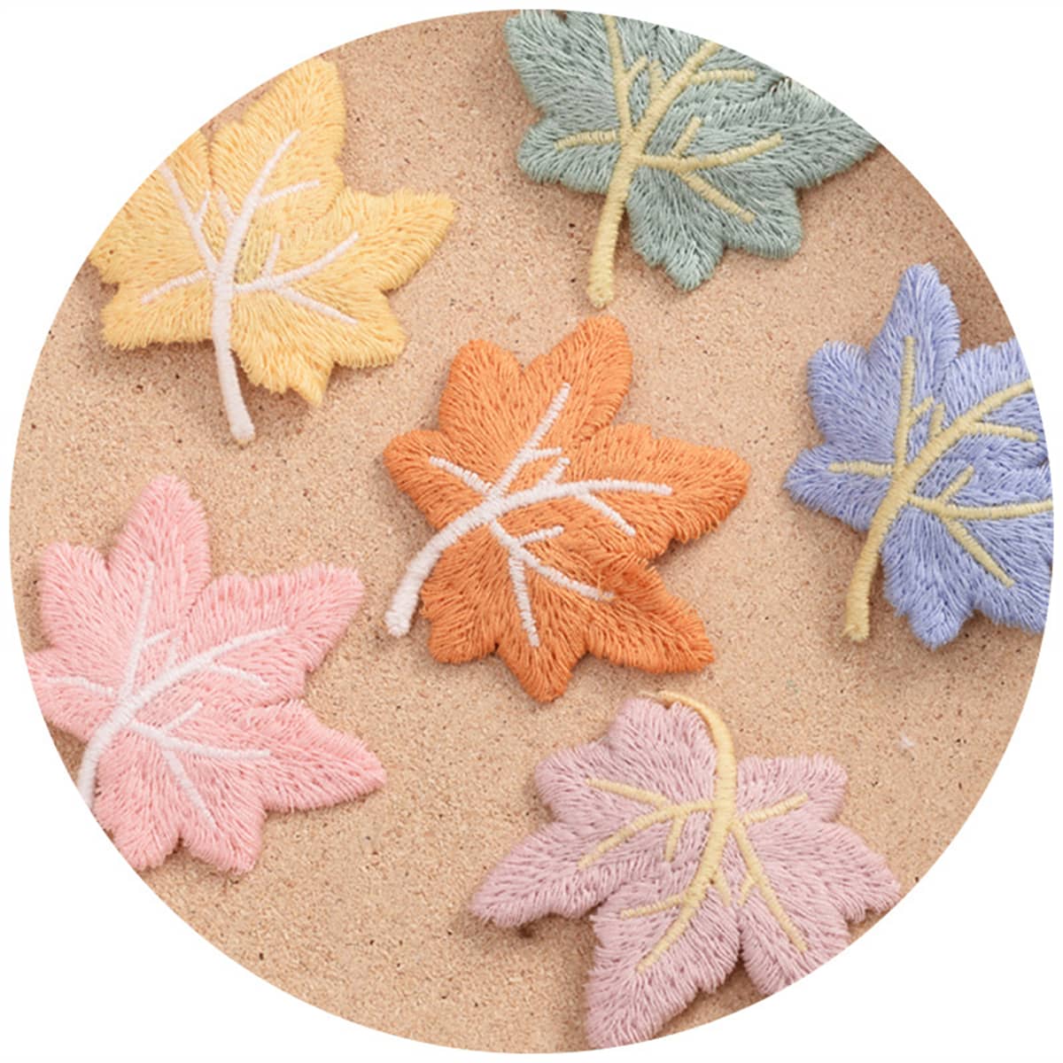 

4pcs Random Leaf Hair Clip, Multicolor