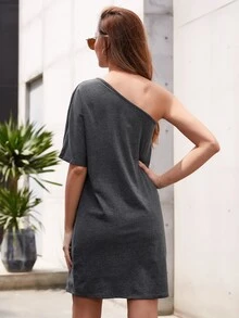 Vestido estilo camiseta de un hombro - Gris Oscuro - Ver 2