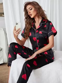 Conjunto de pijama de satén con estampado de corazones en todo el diseño - Negro - Ver 1