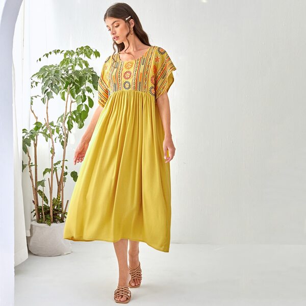 

Scoop Neck Floral Embroidery Smock Dress, Yellow
