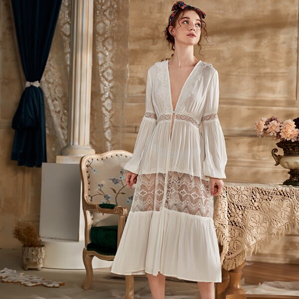 

Lace Insert Single Button Puff Sleeve Robe, White
