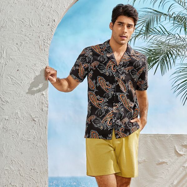

Men Solid Pocket Side Shorts, Mustard yellow