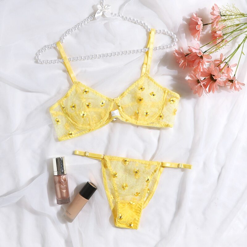 

Floral Embroidered Mesh Lingerie Set, Yellow