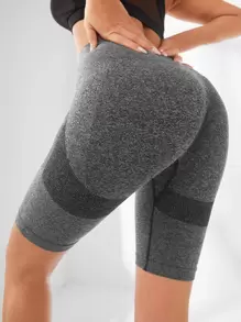 Yoga Basic 無縫拼接面機車短褲 - 深灰色 - 查看 1