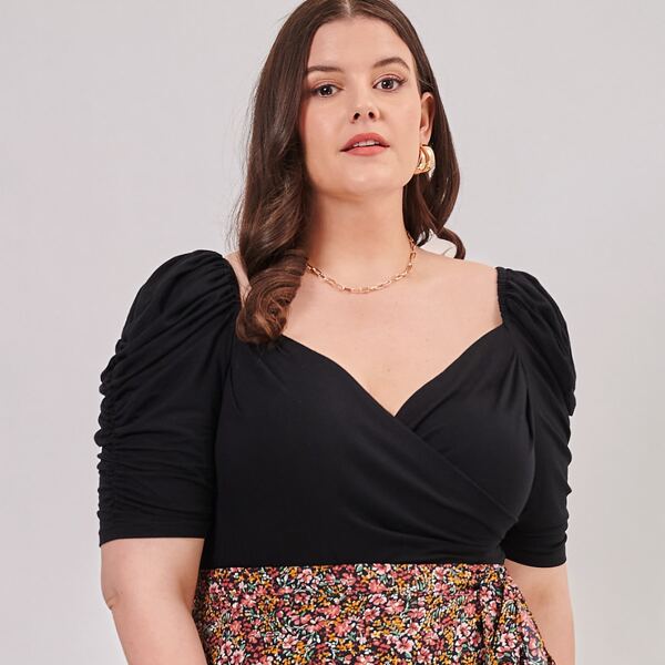 

Plus Surplice Neck Ruched Sleeve Solid Bodysuit, Black