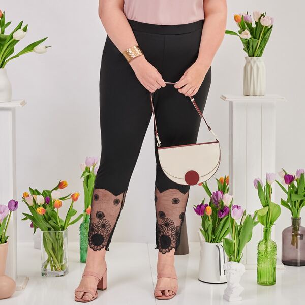 

Plus Embroidery Mesh Insert Leggings, Black