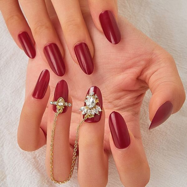 

24pcs Rhinestone Decor Fake Nail & 1sheet Tape, Burgundy