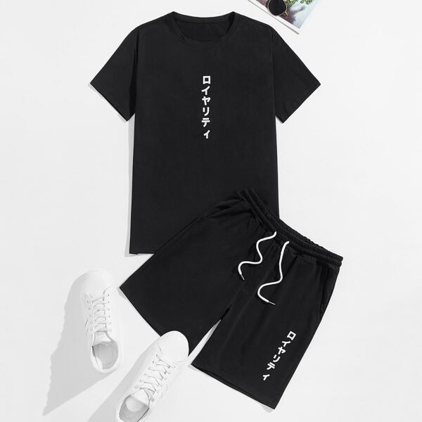 

Men Japanese Character Print Tee With Drawstring Waist Shorts, Black