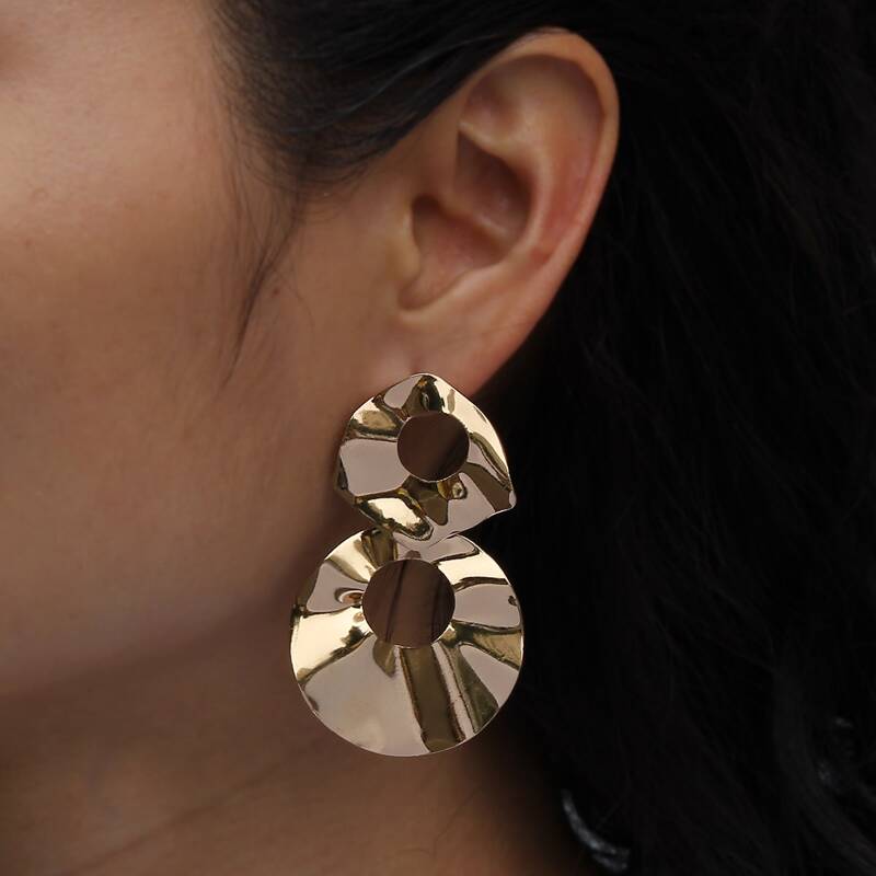 

Hollow Out Drop Earrings, Gold
