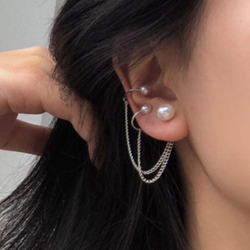 

Faux Pearl Decor Cuff Earring, Silver