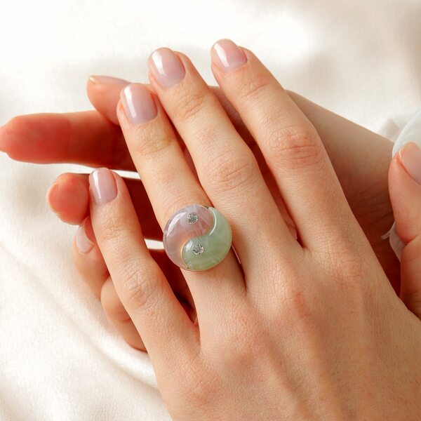 

Yin & Yang Decor Ring, Multicolor