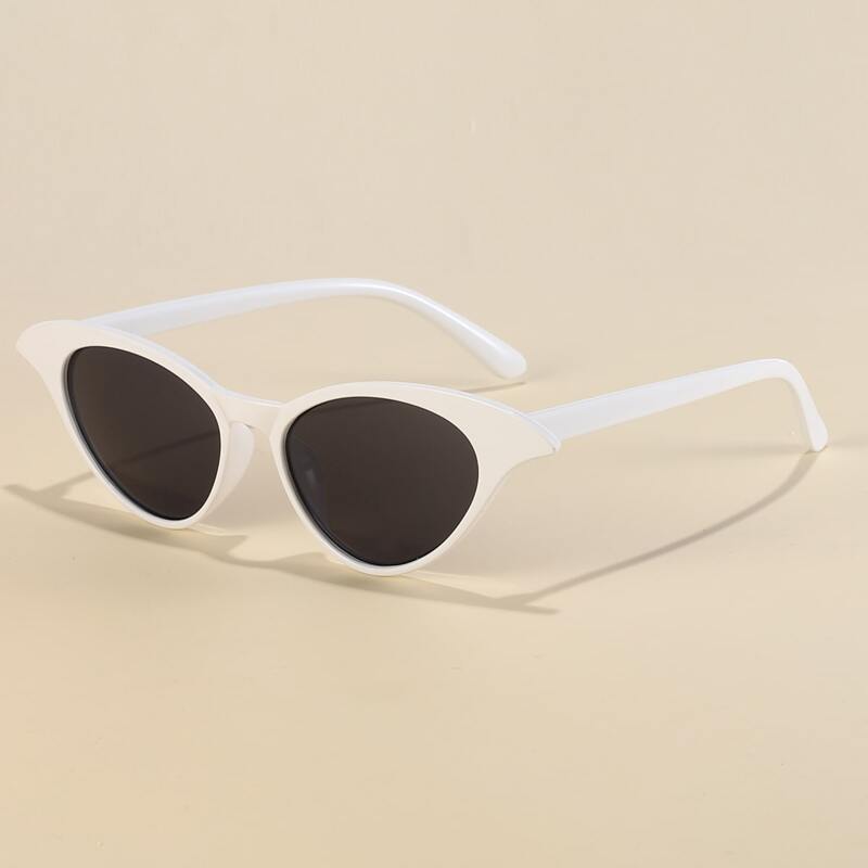 

Two Tone Cat Eye Sunglasses