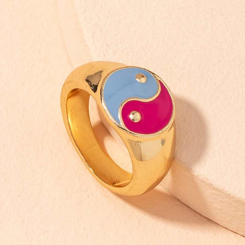 

Yin & Yang Decor Ring, Multicolor