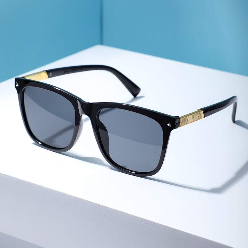 

Guys Square Frame Sunglasses, Grey