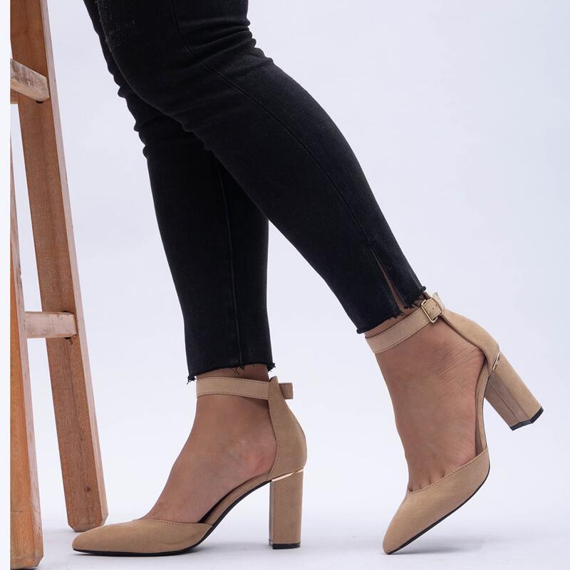 

Minimalist Ankle Strap Chunky Pumps, Pink