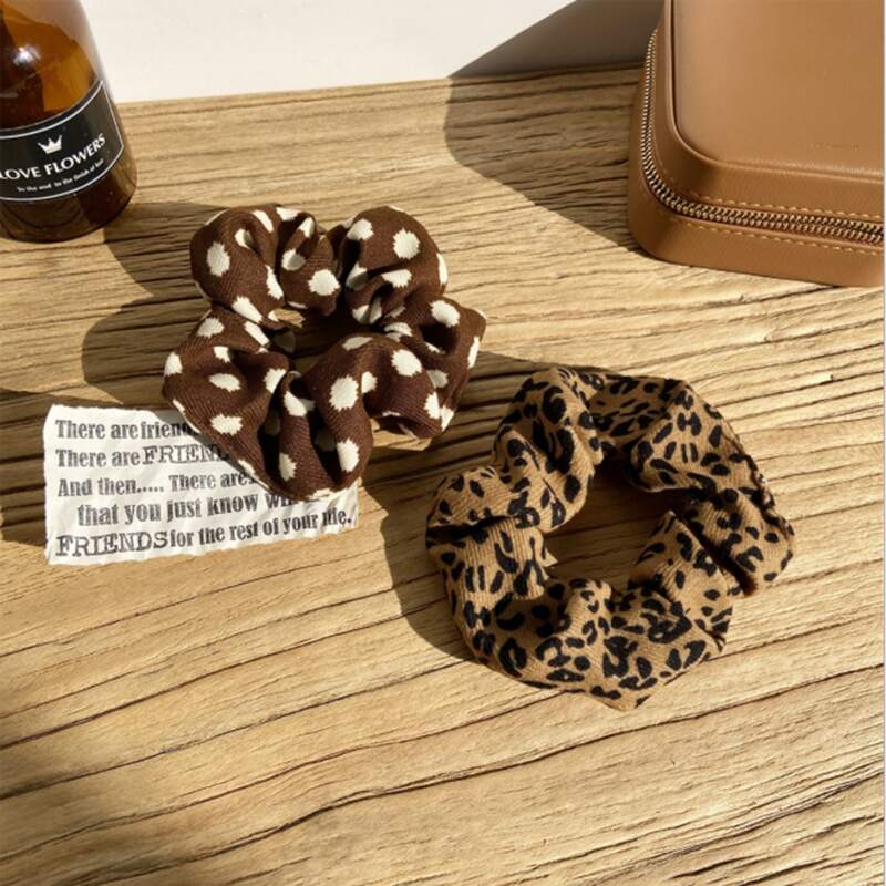 

1pc Random Leopard & Polka Dot Scrunchie, Multicolor