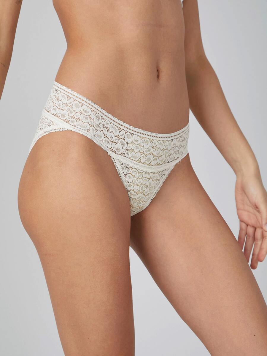 LUVLETTE Lingerie Low Rise Lace Thong