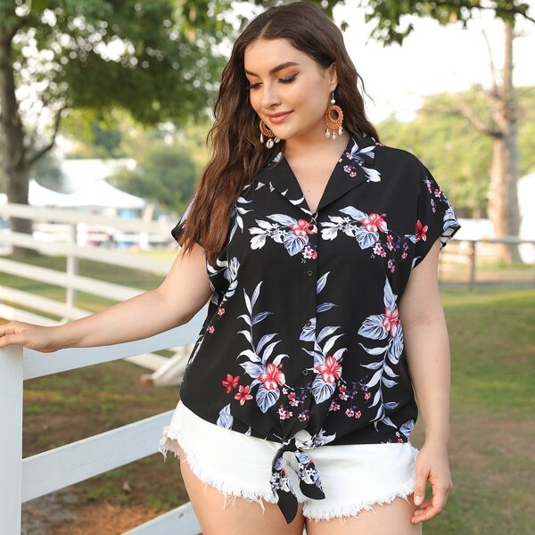 

Plus Knot Hem Floral Blouse, Multicolor