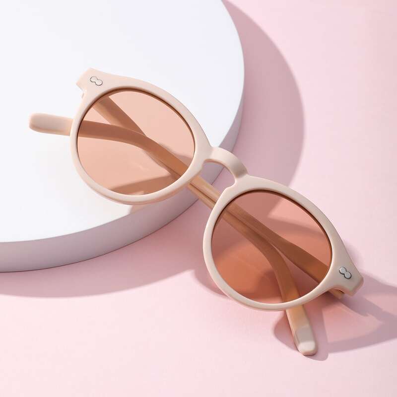 

Round Frame Sunglasses
