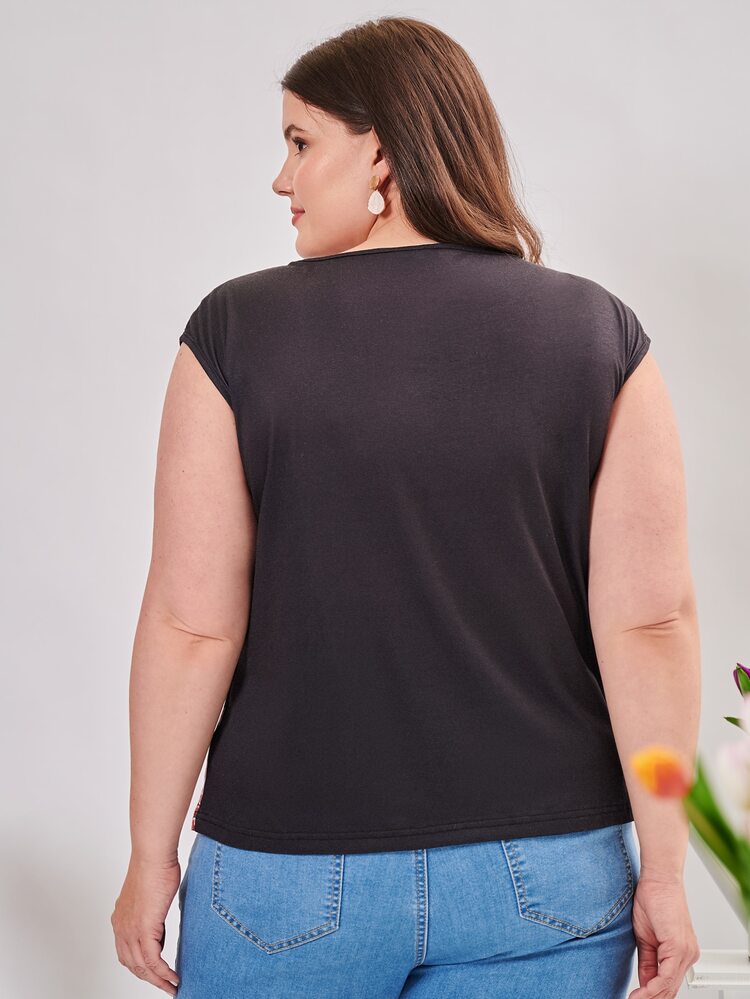 SHEIN Plus Batwing Sleeve Floral Top - Black - View 3