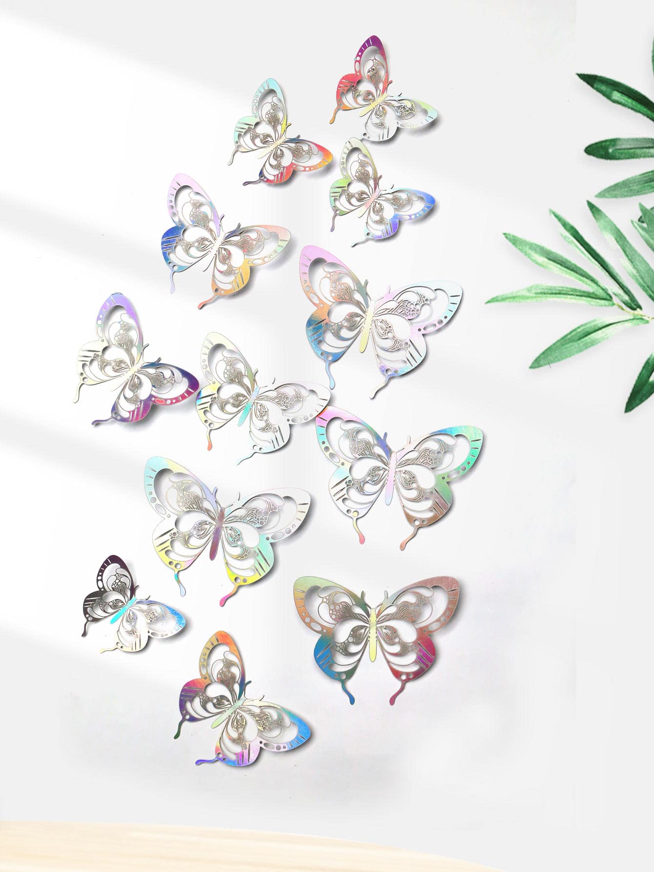 12入組鏤空金屬質感銀色PVC蝴蝶藝術牆貼適用於家居裝飾 - 彩色 - 查看 1