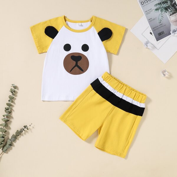 

Toddler Boys Cartoon Graphic 3D Ears Design Tee & Shorts, Multicolor