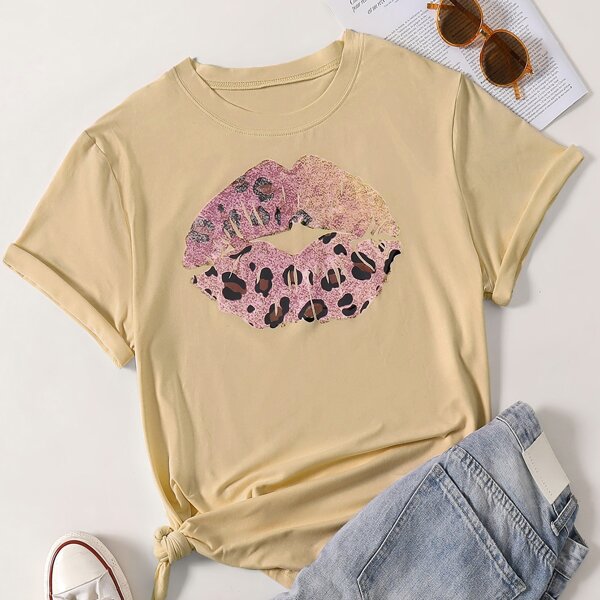 

Plus Lip Print Short Sleeve Tee, Apricot