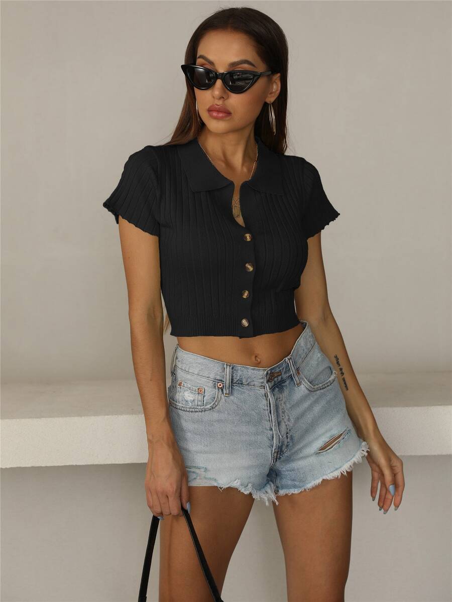 Geripptes Crop Top mit Knopf vorne - Schwarz - Übersicht 1