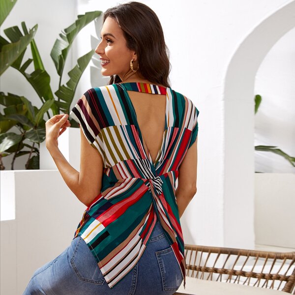 

Twist Cutout Back Striped Top, Multicolor