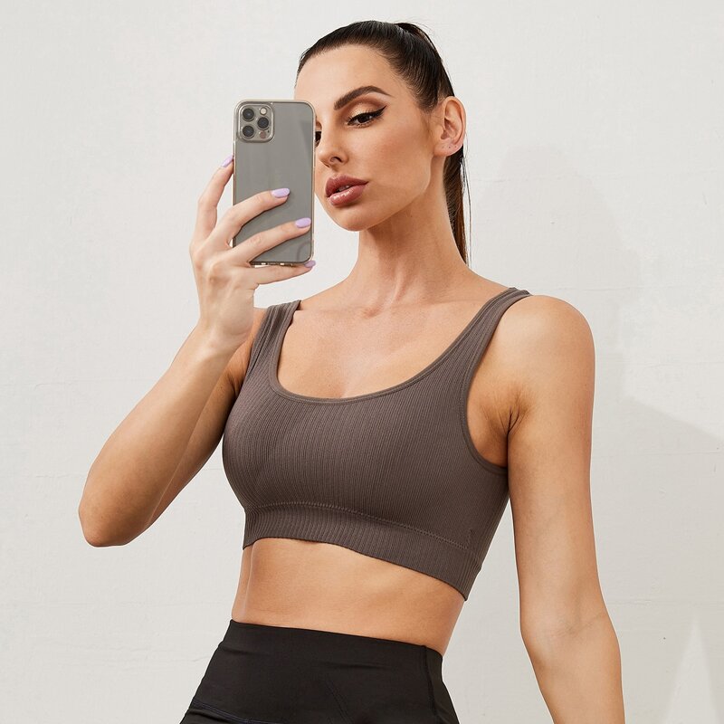 

Seamless Medium Support Sports Bra, Bronze