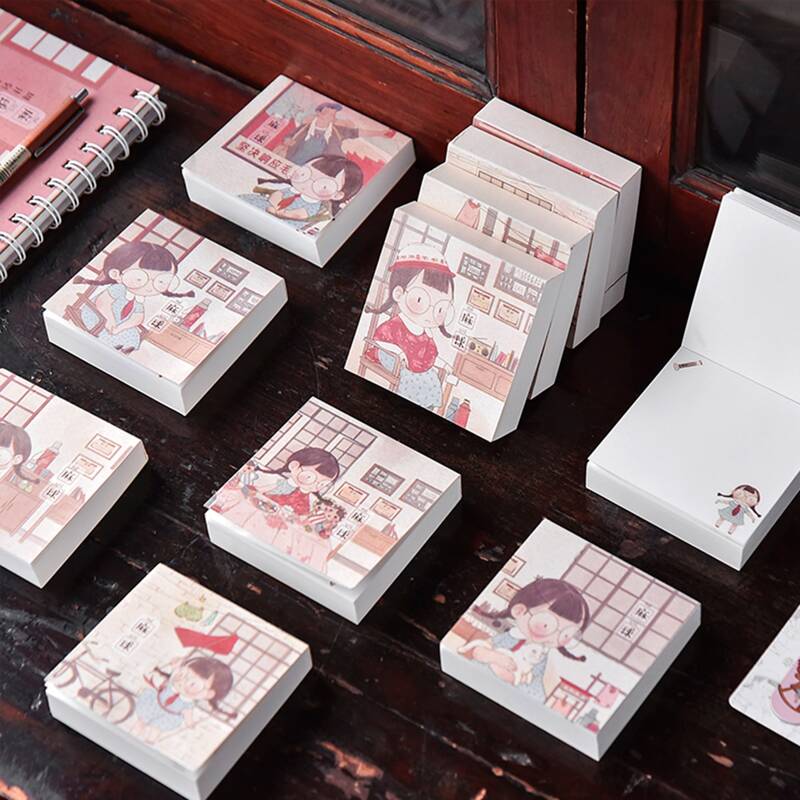 

1pc Cartoon Graphic Random Memo Pad, Multicolor