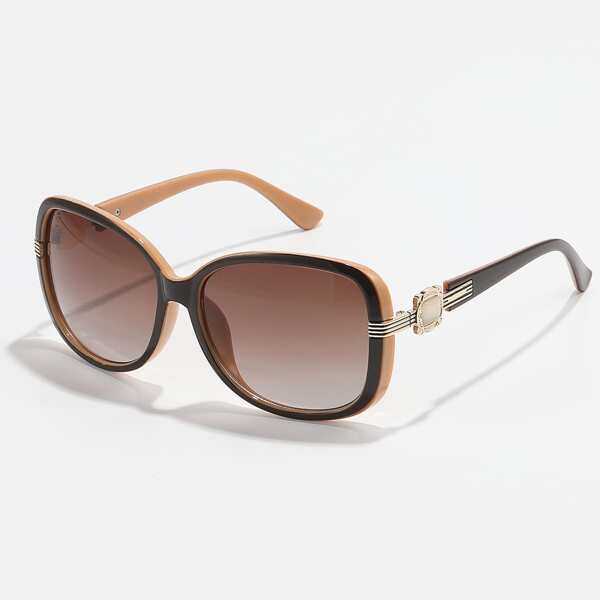 

Tinted Lens Sunglasses