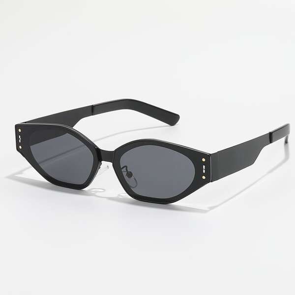 

Irregular Frame Sunglasses